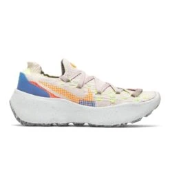Nike WOMEN'S SPACE HIPPIE 04